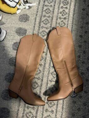 Women's Tall Knee-High Leather Boots - Tan